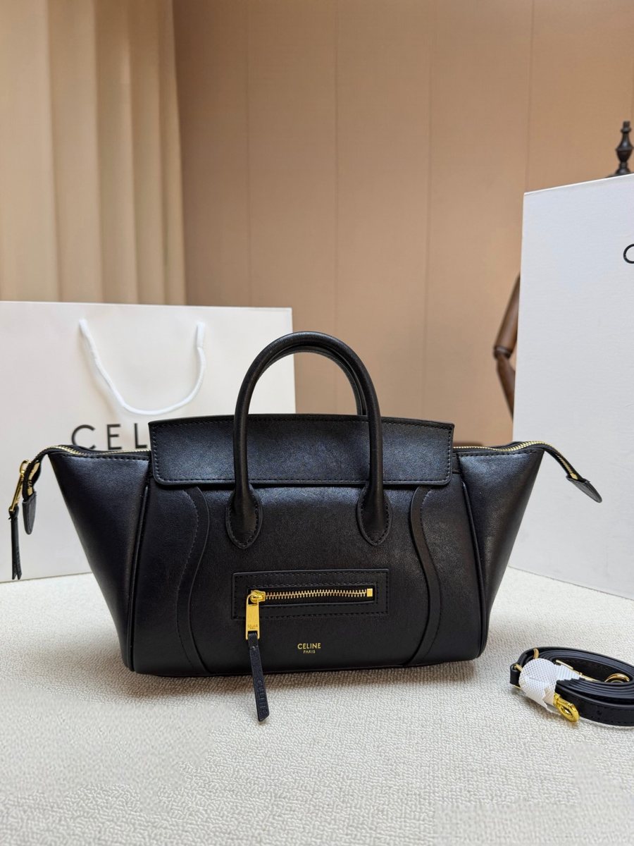Celine Handbag 032