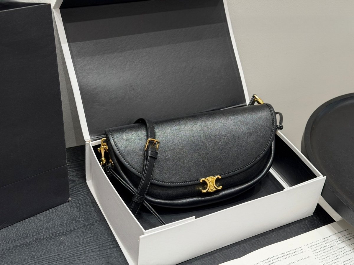 Celine Handbag 144