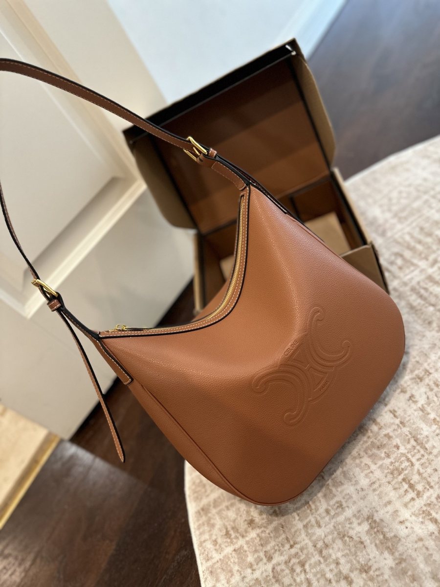 Celine Handbag 263