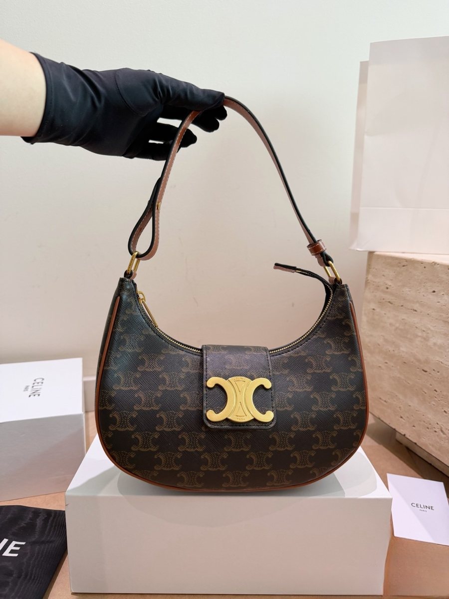 Celine Handbag 426