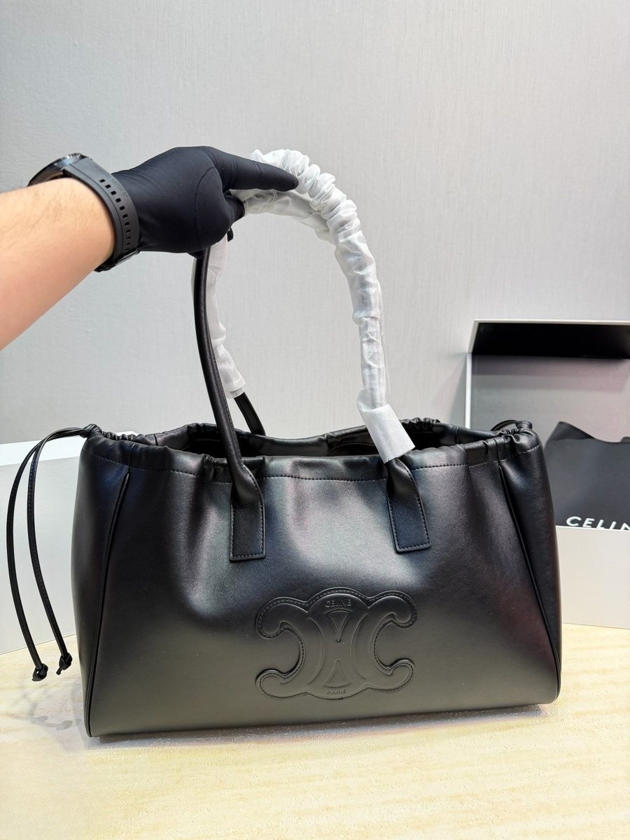 Celine Handbag 441
