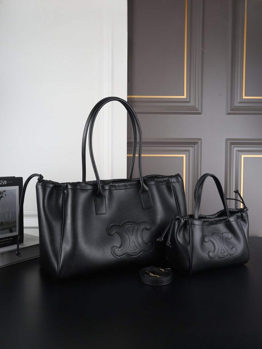 Celine Handbag 471