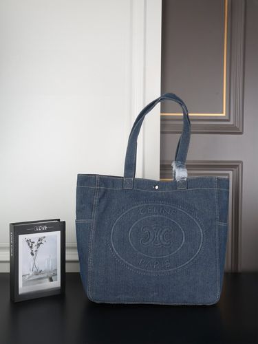 Celine Handbag 550