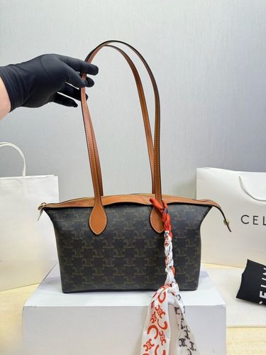 Celine Handbag 595