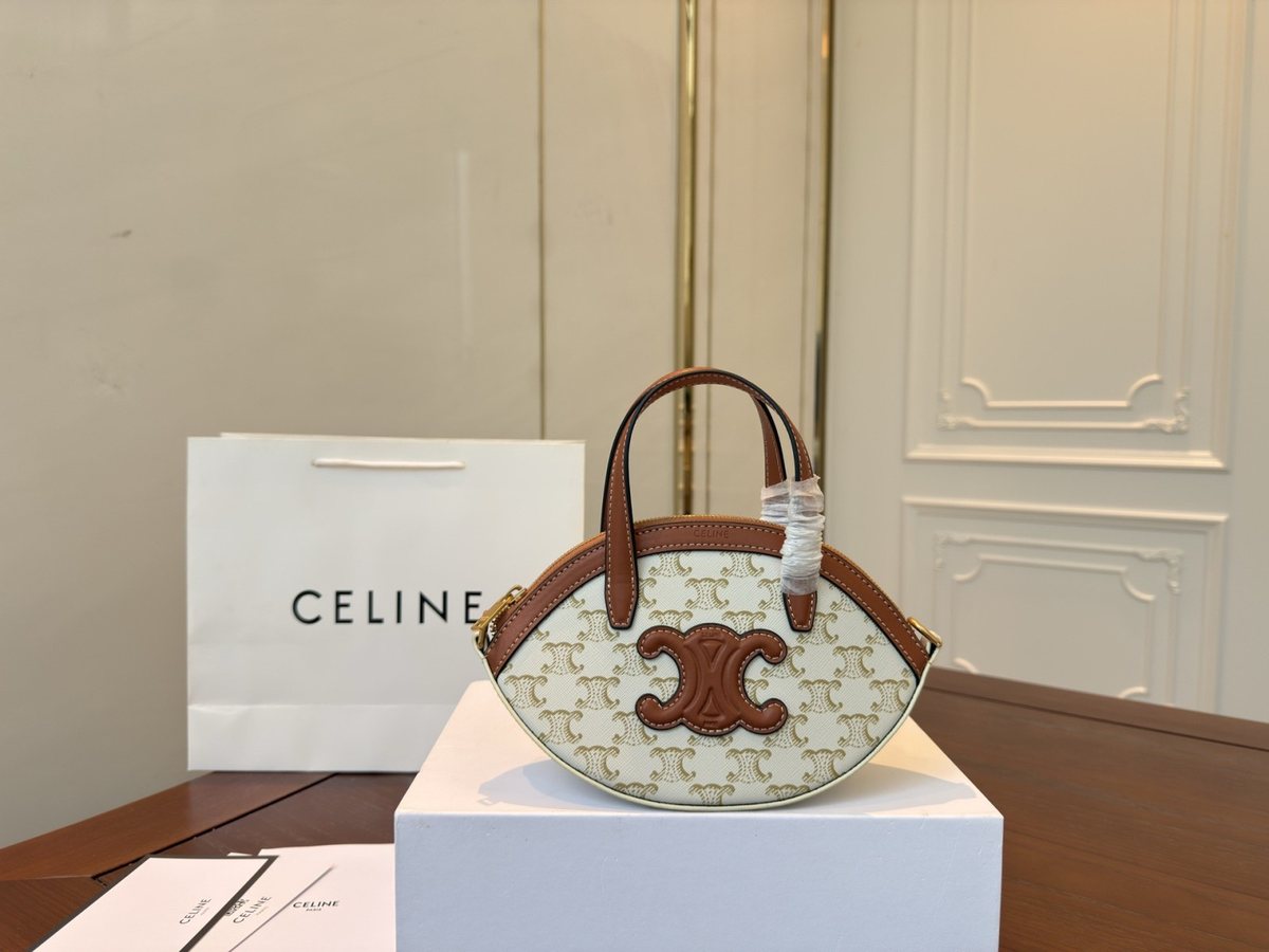 Celine Handbag 624