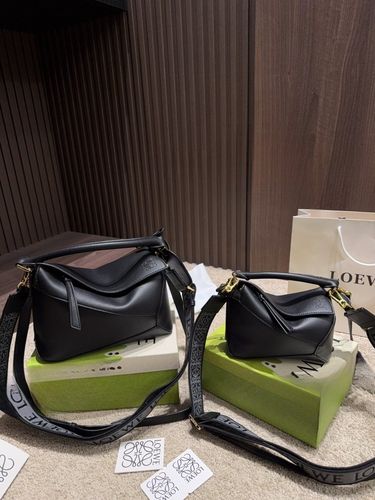 Loewe Handbag 017