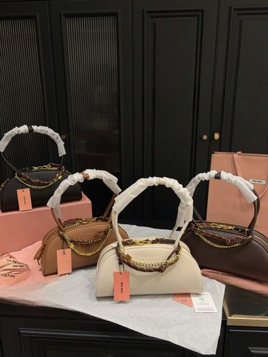 Miu Miu Handbag 038