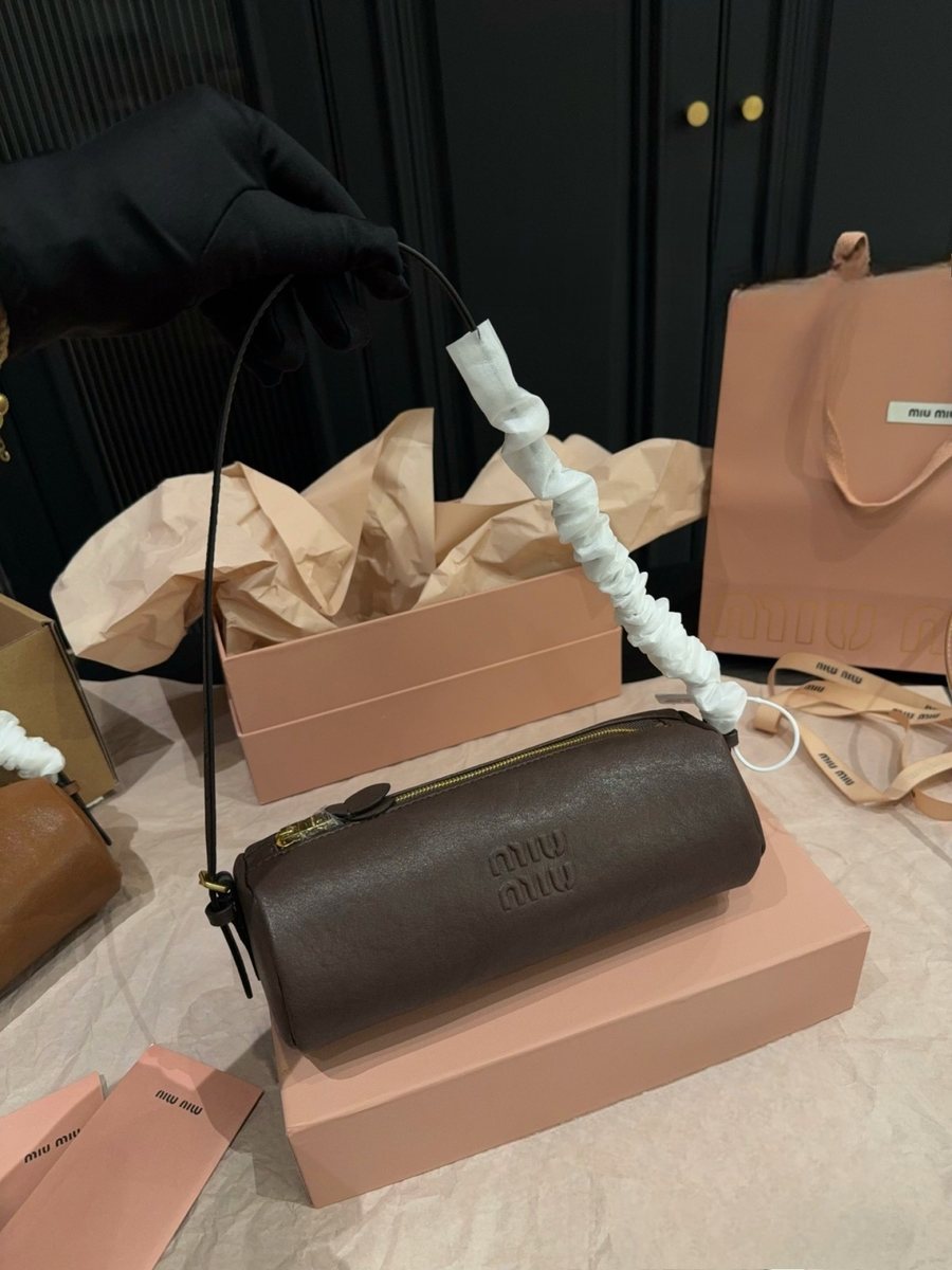 Miu Miu Handbag 154