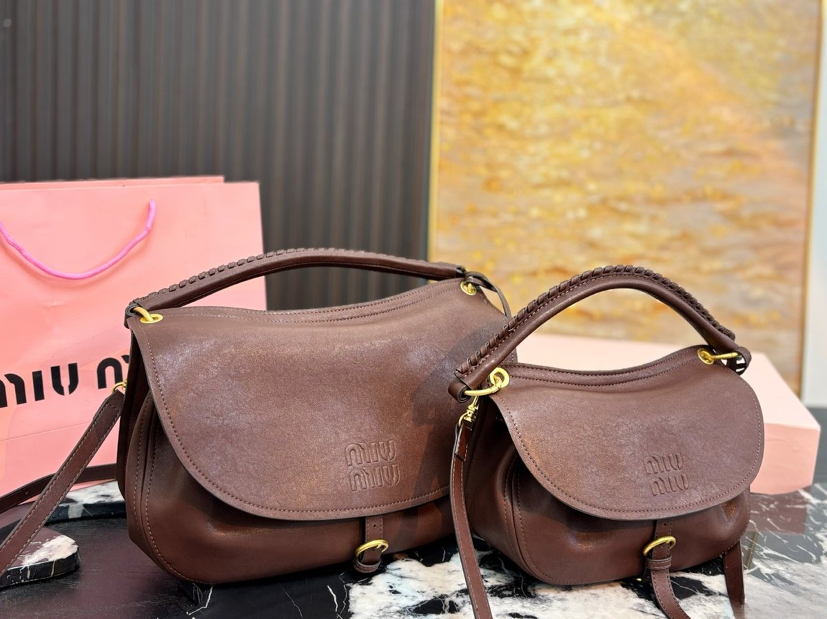Miu Miu Handbag 162