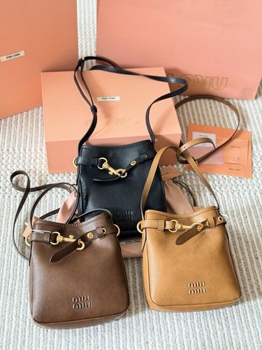 Miu Miu Handbag 232