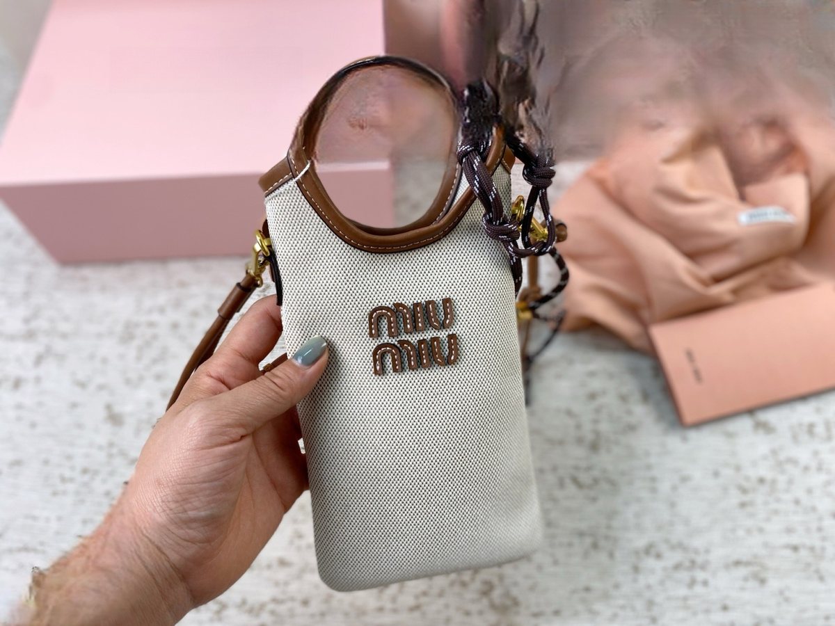 Miu Miu Handbag 238