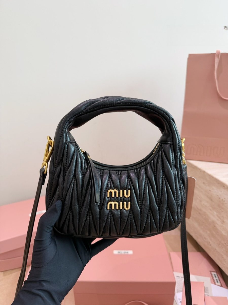 Miu Miu Handbag 257