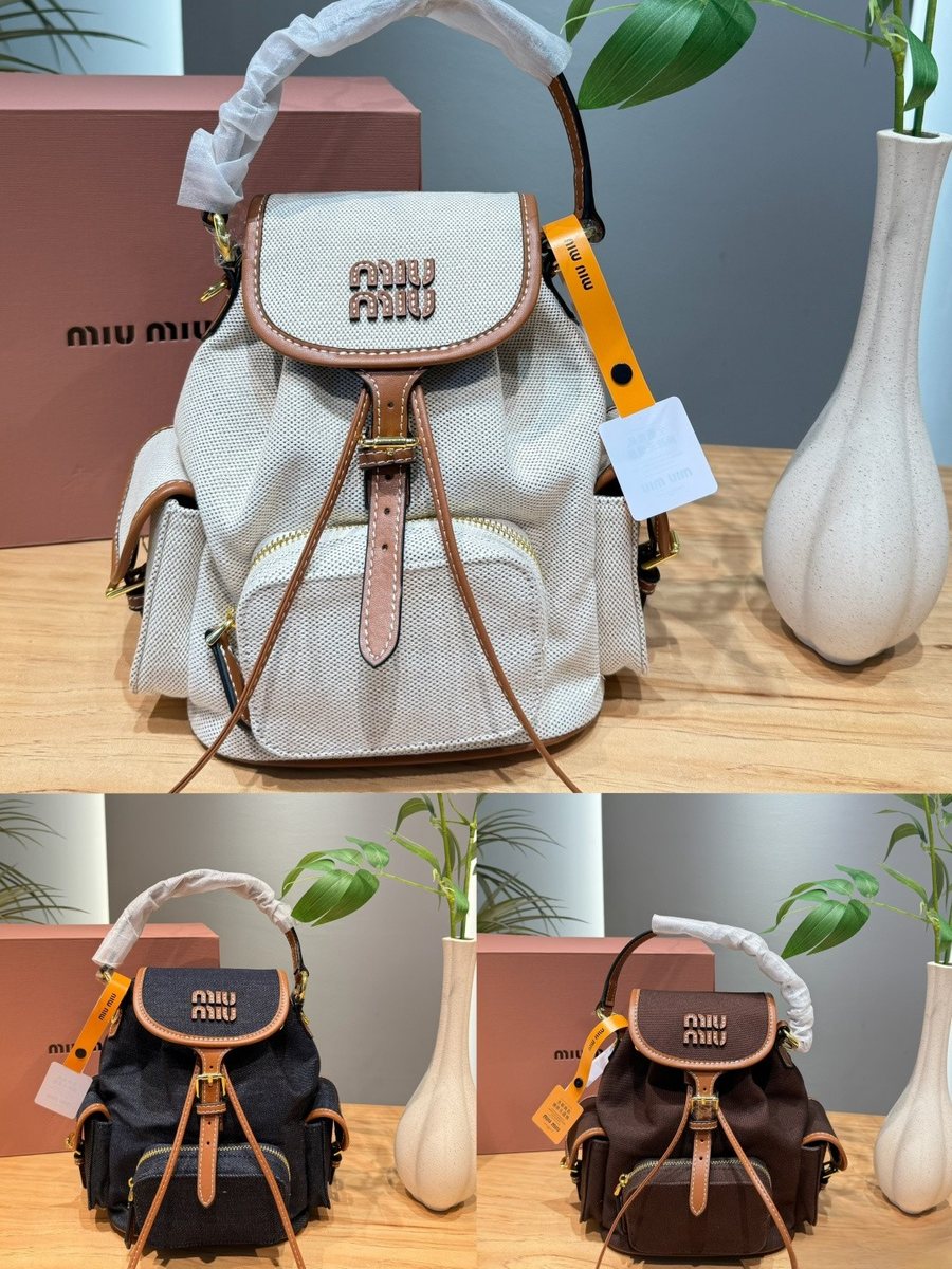 Miu Miu Handbag 327