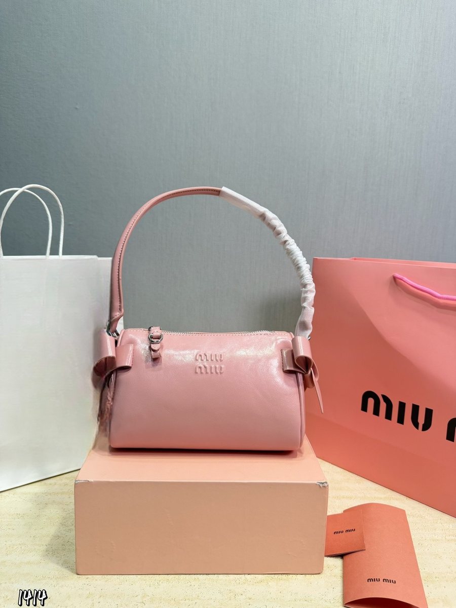 Miu Miu Handbag 364