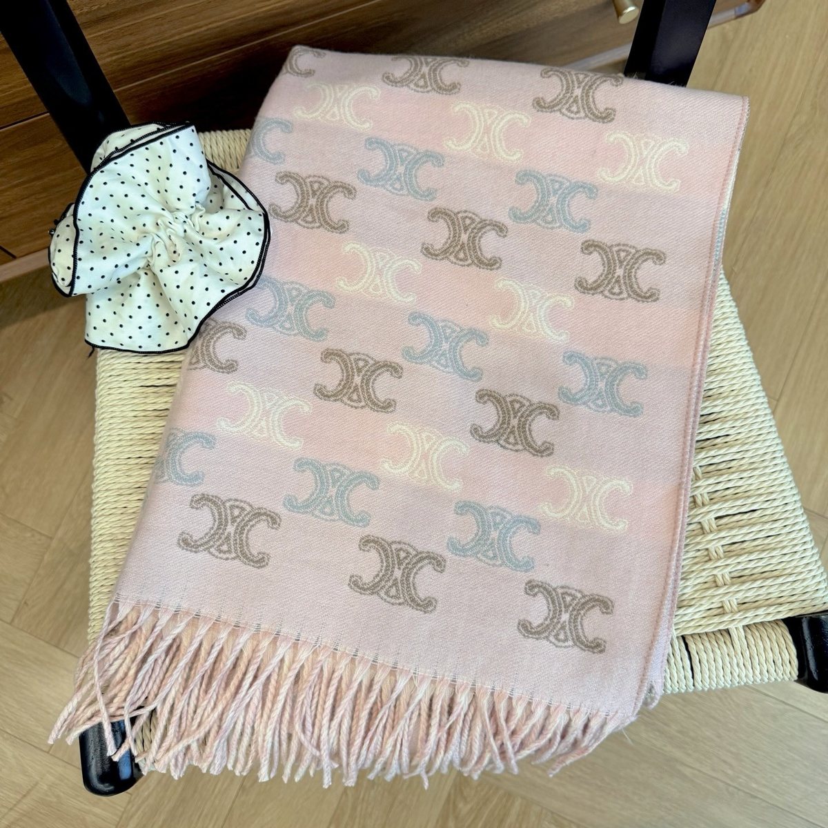 Scarf 028