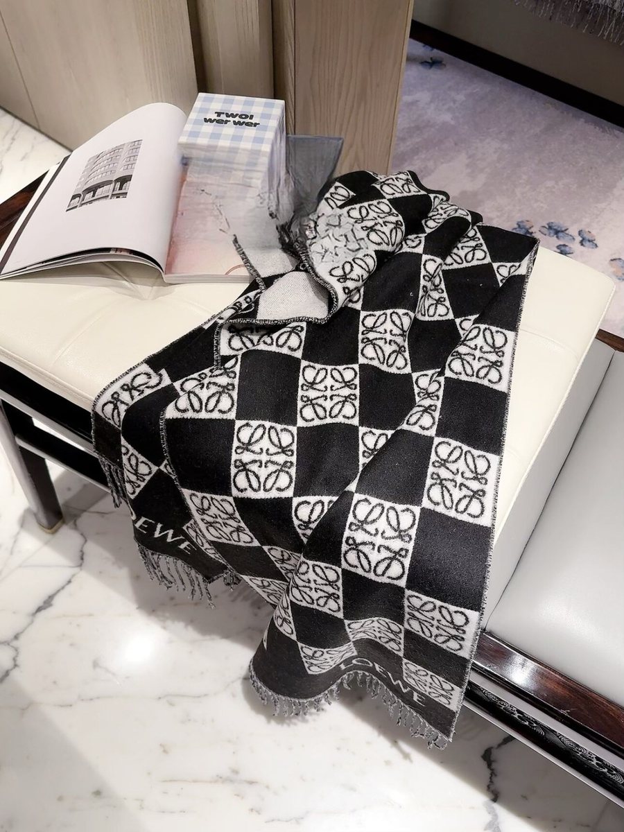 Scarf 044