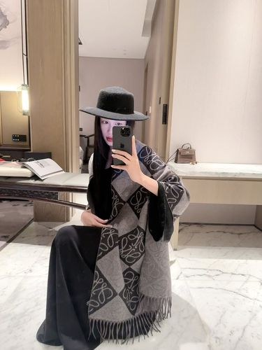 Scarf 048