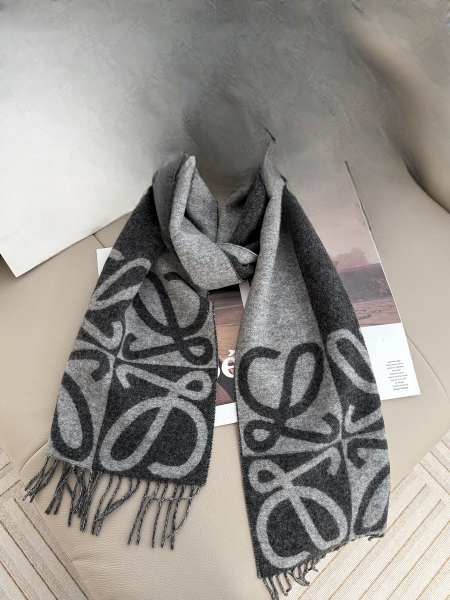 Scarf 051