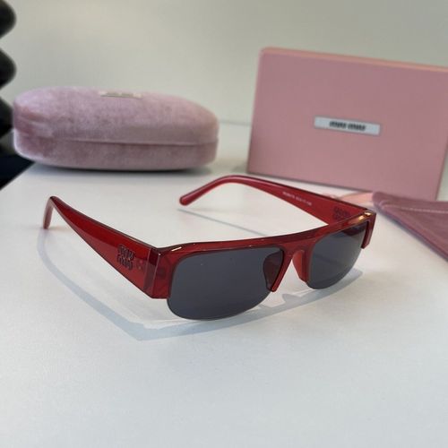 Sunglasses 010