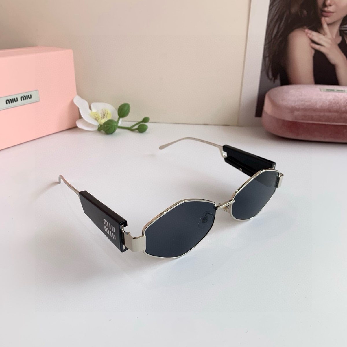 Sunglasses 099