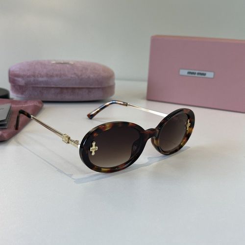 Sunglasses 148