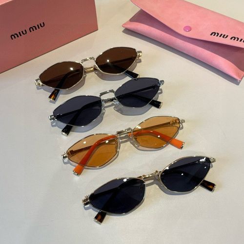 Sunglasses 211