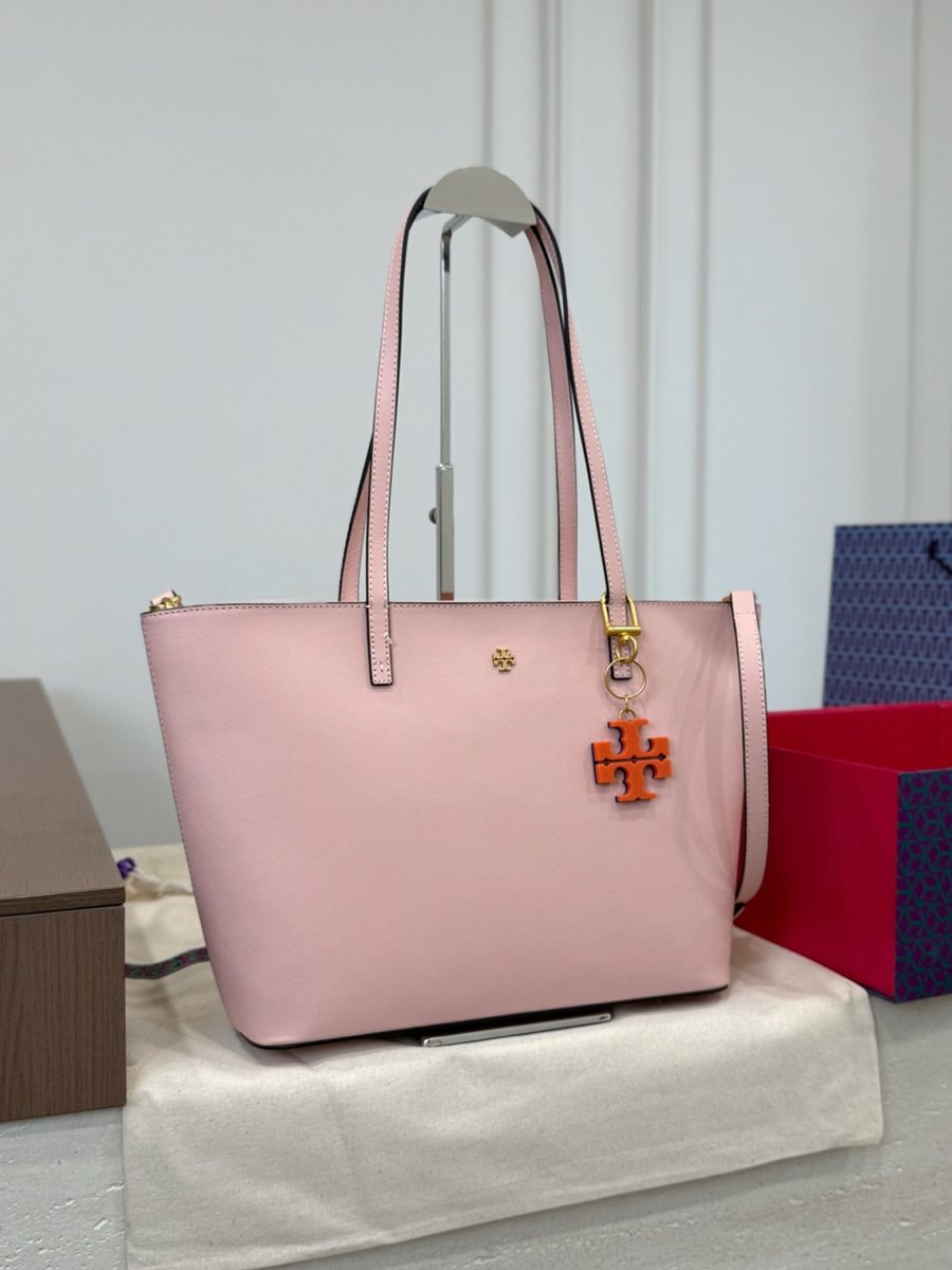 Tory Burch Handbag 063