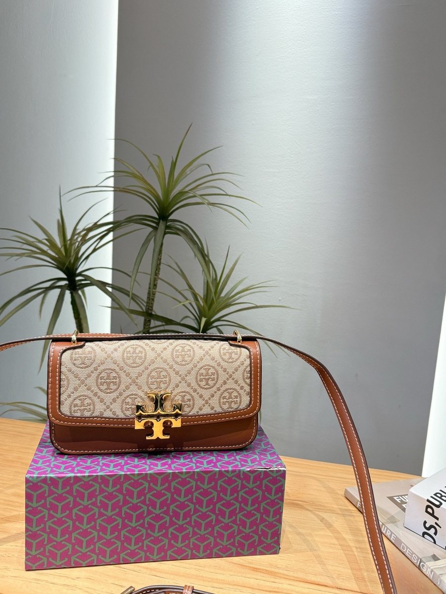 Tory Burch Handbag 144