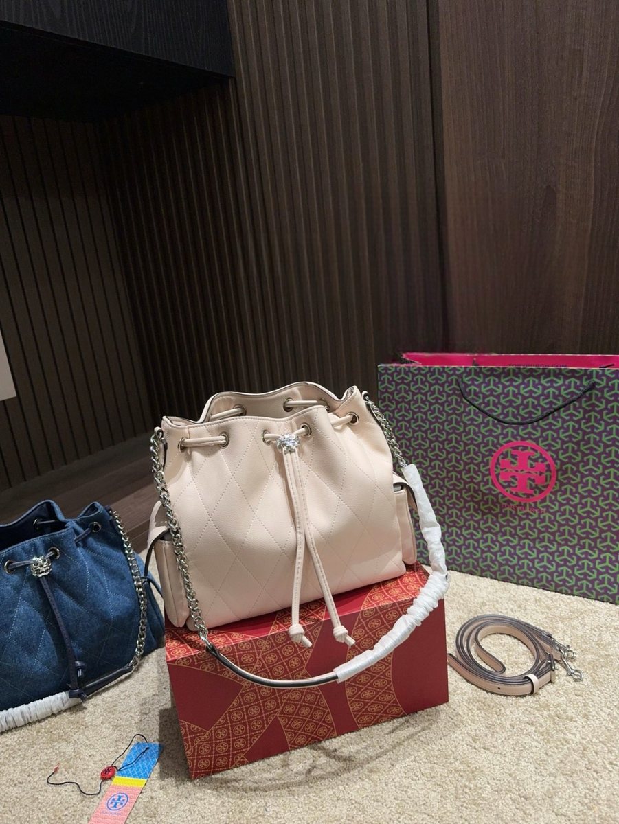 Tory Burch Handbag 194