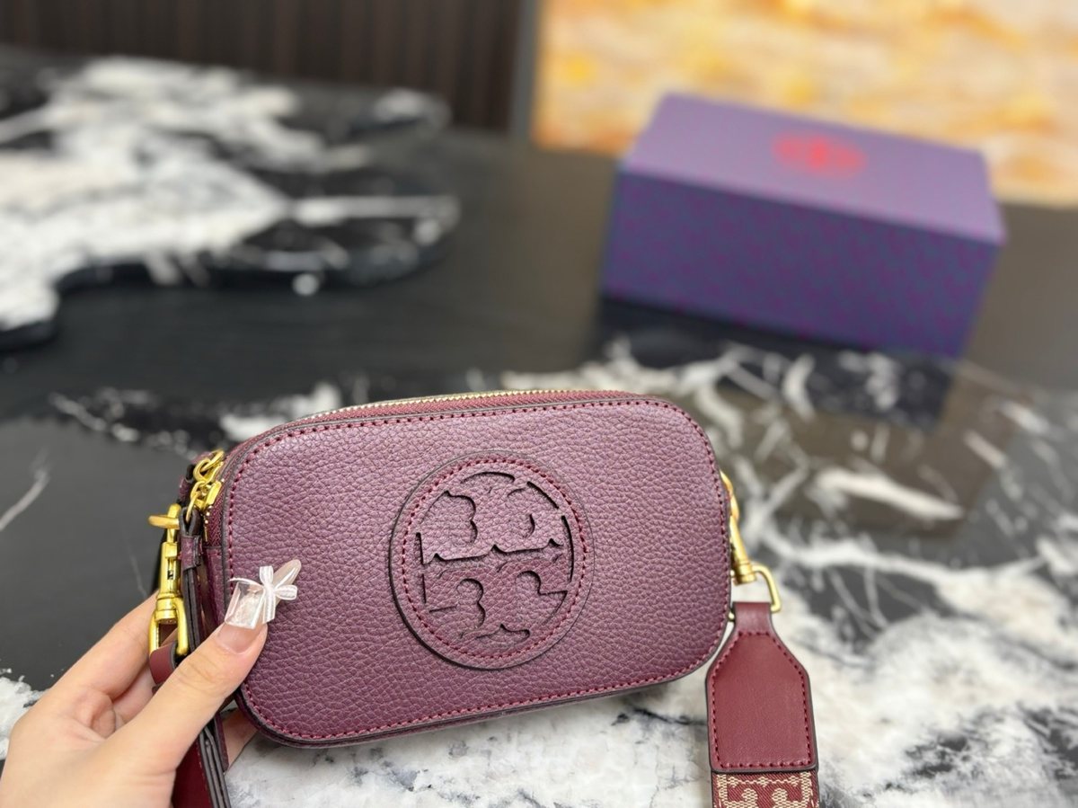 Tory Burch Handbag 257