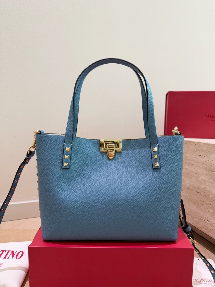 Valentino Handbag 031