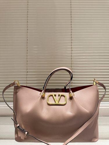 Valentino Handbag 050