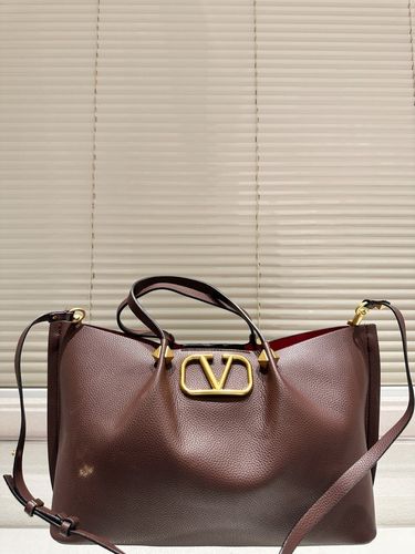 Valentino Handbag 055