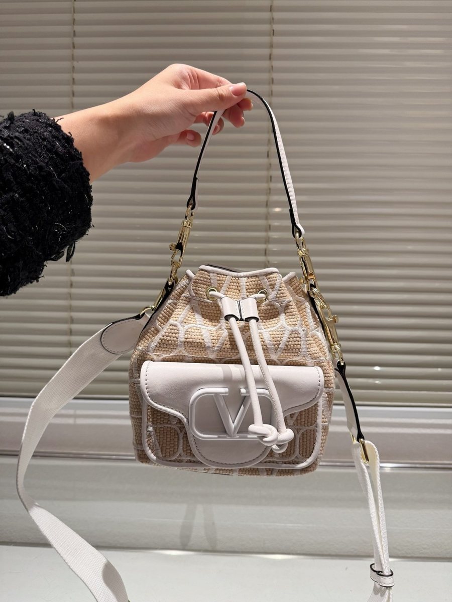 Valentino Handbag 101